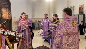 Кресту Твоему поклоняемся Владыко, и Честное Воскресение Твое поем и славим | Тропарь Кресту