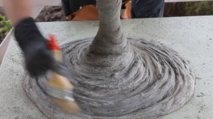 Вазон из цемента. Поделки для сада и дачи.