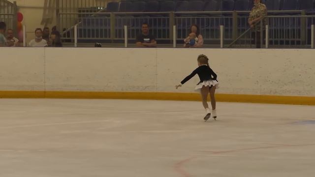 Открытые соревнования 'Весенний старт' Юный фигурист, девочки ПП 1# Вероника БЕРЕСНЕВА (ЕКБ) смотреть онлайн