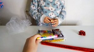 Собираю подарок подруге на День Рождения ! - мой вечер - учусь упаковывать подарки ! - влог