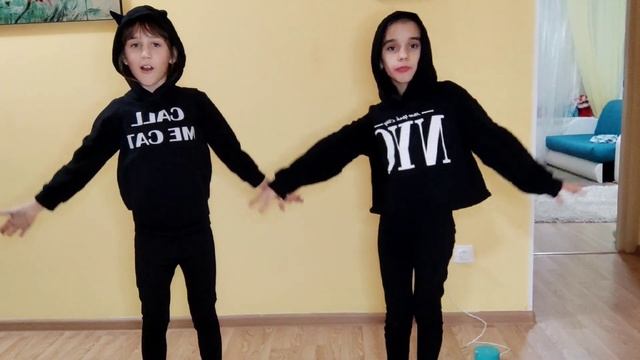 Танец "Синий Ламборгини Рахим".Наше первое видео с сестрой!❤️?? смотреть онлайн