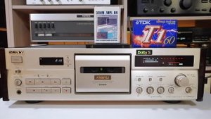 Sony TC -K555 esJ. tests