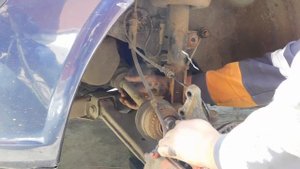 Как поменять пыльник шруса в OPEL