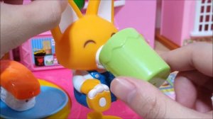 Pororo and Conveyor belt sushi surprise eggs toys play
