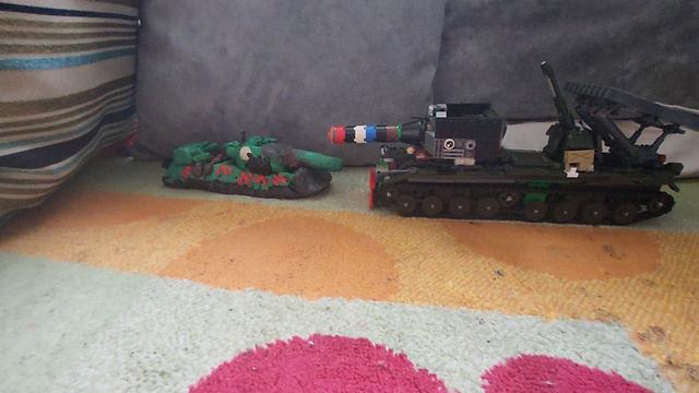 Что будет с Ратте из лего когда он встретится
с собой из пластелина? #shorts#танки смотреть онлайн