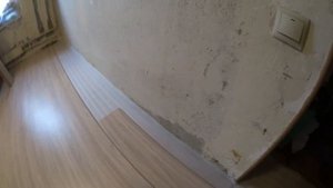 №112 Ремонт продолжается, укладываем ламинат сами ВЛОГ Ремонт всей семьёй