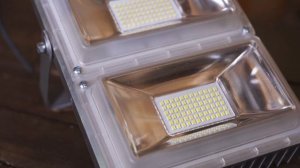 Обзор светодиодного прожектора GLANZEN PRO-0020-200