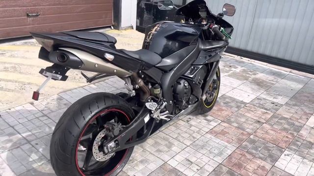 Yamaha yzf r1 в наличии во Владивостоке тел: 89147902682 смотреть онлайн