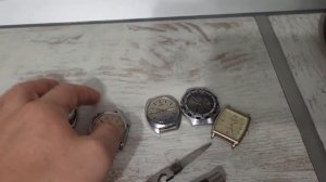 Находки есть. Купить часы,чтоб продать дороже. Путь перекупа)))