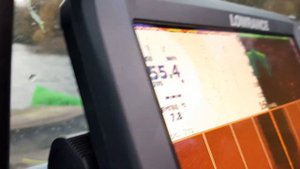 Волжанка 46 фиш.Скорость по течению 3 человека в лодке встречный ветер,ямаха 60 4 такта,бензин АИ92