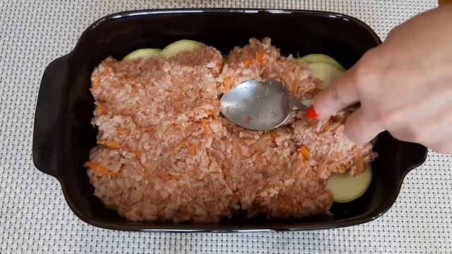 Кабачковая Запеканка с Фаршем и Рисом. Вкусная альтернатива голубцам. смотреть онлайн