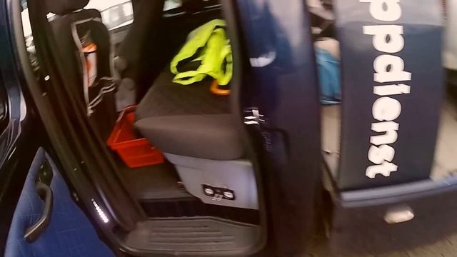 Приключения в Германии и покупка Автомобилей Мерседес и Тойота смотреть онлайн