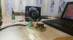 Автоматическое управление вытяжкой в туалете.