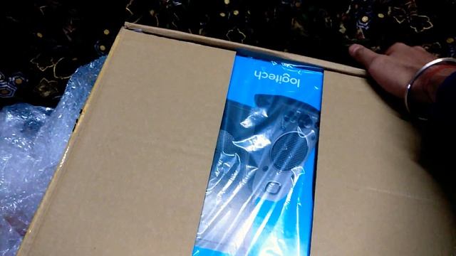 Part 1 -Unboxing z625 Optical Beast 200 watts RMS! смотреть онлайн