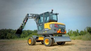 Take a spin around the Volvo EW60E