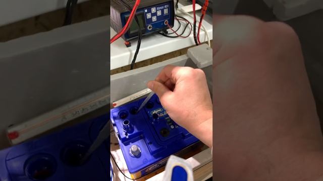 Аком ЕФБ 62А/h с Мазды СХ5 и конечные показатели после его обслуживания! смотреть онлайн