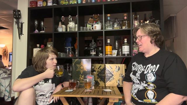 Tea Advent December 5 - Adagio Tea, Kusmi Tea, Clipper Tea смотреть онлайн