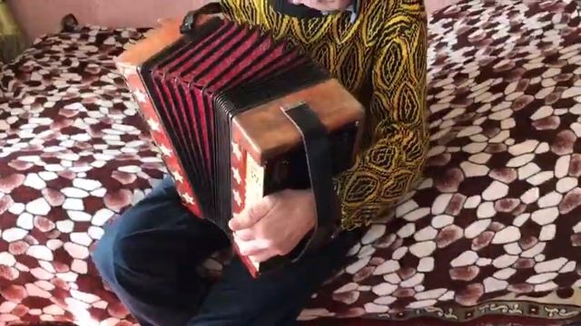 Тульская гармонь - Золотые горы (Гармонист самоучка) смотреть онлайн