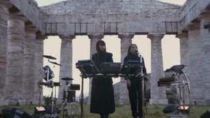 Giolì & Assia - #DiesisLive @Sunrise at the Temple of Segesta, Sicily