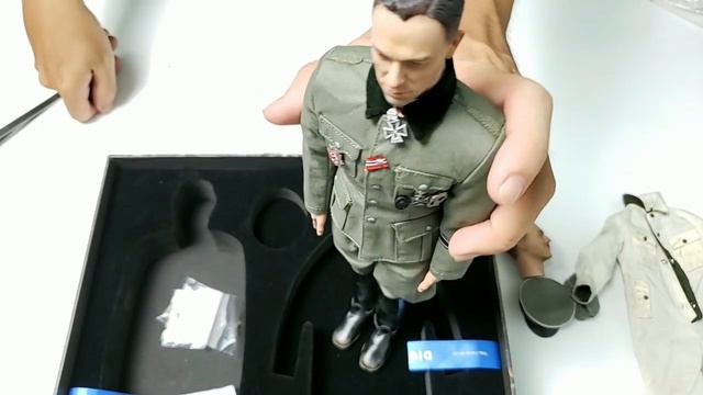 Unbox 1/6 DID D80137 Kurt Meyer SS OBERSTURMBANNFURER смотреть онлайн