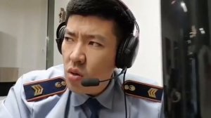 Дежурный 102 слушает. Горит гей клуб.mp4