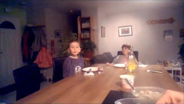 (37) ФРАНЦИЯ. ЛЕЧИМ НАСМОРК АЛИСЕ ЛУЧШЕЕ СРЕДСТВО смотреть онлайн