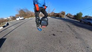 Ninebot by Segway One Z10 995Wh – стильное и красивое моноколесо со своей спецификой управления.