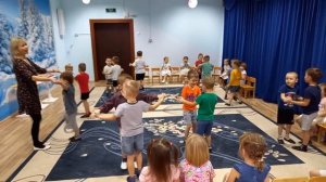 "Шоколадных мишуток и сахарных зайчат"