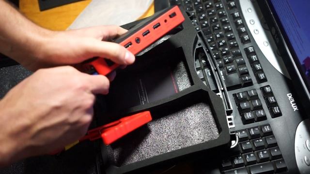 PowerBank для запуска авто (V1 High Capacity 12000mAh Emergency Car Jump Starter Battery Power)