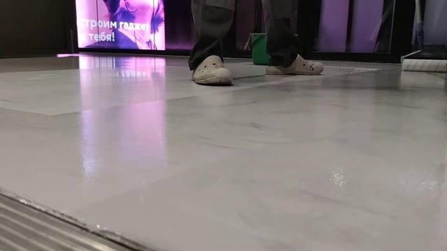 Нанесение матового лака.