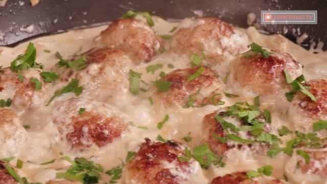 Могу есть мясные тефтели с грибами в сливочном соусе хоть каждый день! смотреть онлайн