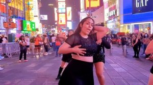 [KPOP IN PUBLIC TIMES SQUARE] LE SSERAFIM (르세라핌) - FEARLESS Dance Cover