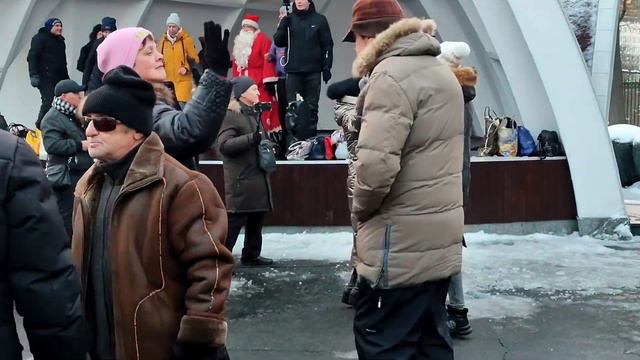 А НА СИНЕМ НЕБЕ ОБЛАКА! ТАНЦЫ ХАРЬКОВ УКРАИНА ДЕКАБРЬ 2023 #dance #kharkiv смотреть онлайн