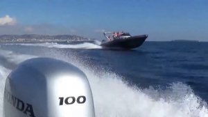 HONDA BF100 in action