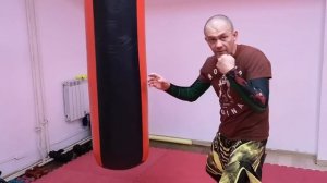 Какие удары отрабатывать на боксерском мешке? Простой план тренировки