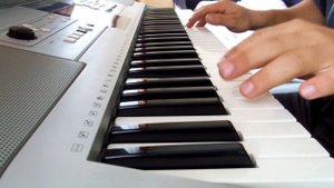 ŁUKASH - Motylek Yamaha PSR E-323