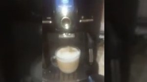 Приготовление Капучино на тестовой Кофемашине KRUPS EA829810 Black Prince.