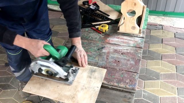 Кормушка - точка птичьего общепита смотреть онлайн