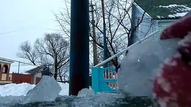 Делаем"фигурки" изо льда смотреть онлайн