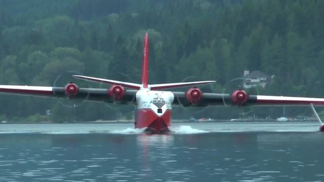 Martin JRM Mars "Hawaii Mars" Water Bomber Approach and Landing. смотреть онлайн
