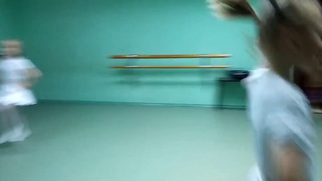 Лиза с Непоседами разминка смотреть онлайн