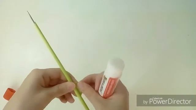 Готовимся к 8 марта. 1-я часть: как сделать цветы из бумаги. смотреть онлайн