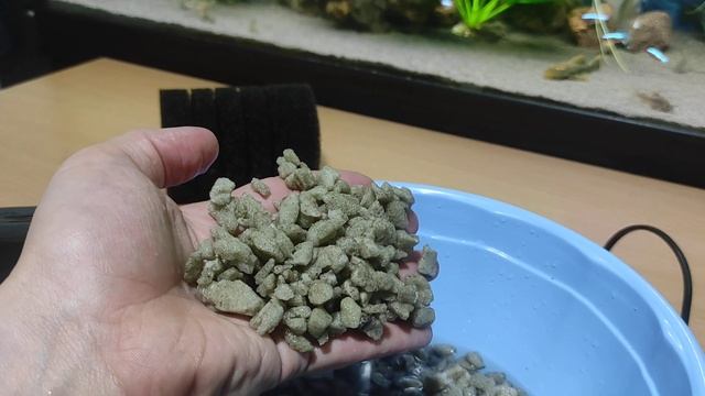 Пеностекло в роли наполнителя для аквариумных фильтров.