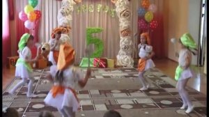Dance _Merry cooks_. Танец _Веселые поварята_ в детском саду..mp4