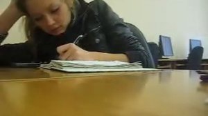 Девочка хочет..........
