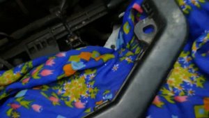 Kia Rio переделка резьбы крепления крышки клапанов под родной болт