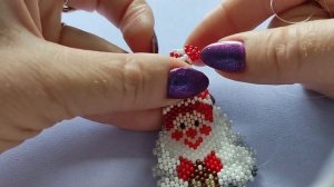 "Помощник Деда Мороза". Кирпичное плетение. Часть 3/3.