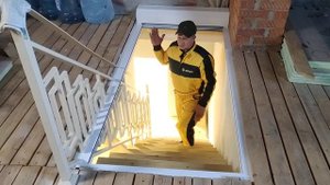 Горизонтальные рольставни на лестничном проёме