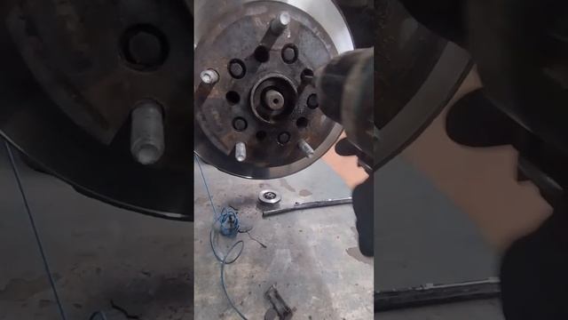 Форд Торнео Кустом замена тормозного диска смотреть онлайн