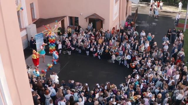 День знаний в школе ГБОУ НОШ №99 | Детская видеосъемка смотреть онлайн